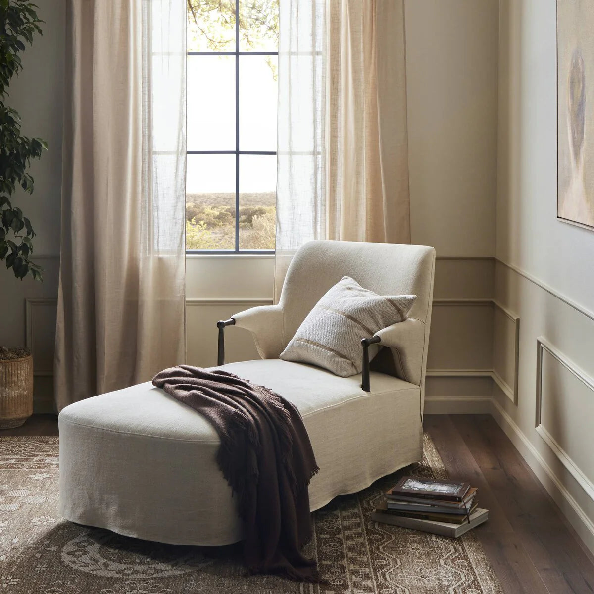 Avelle Chaise