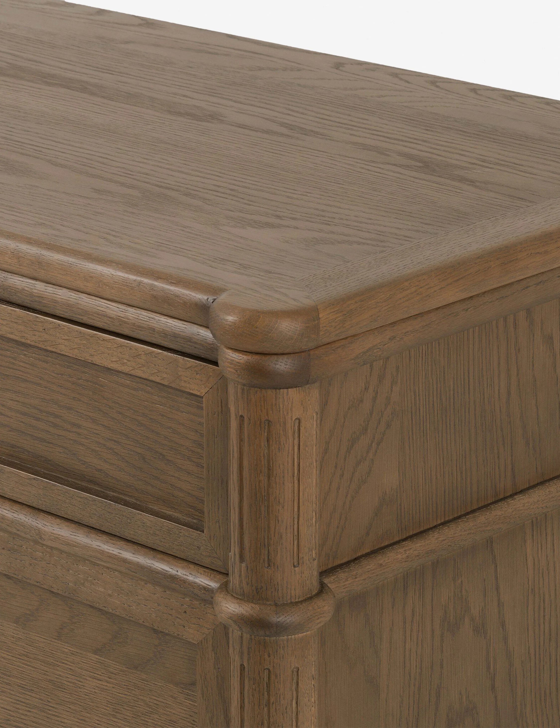 Dakota Dresser