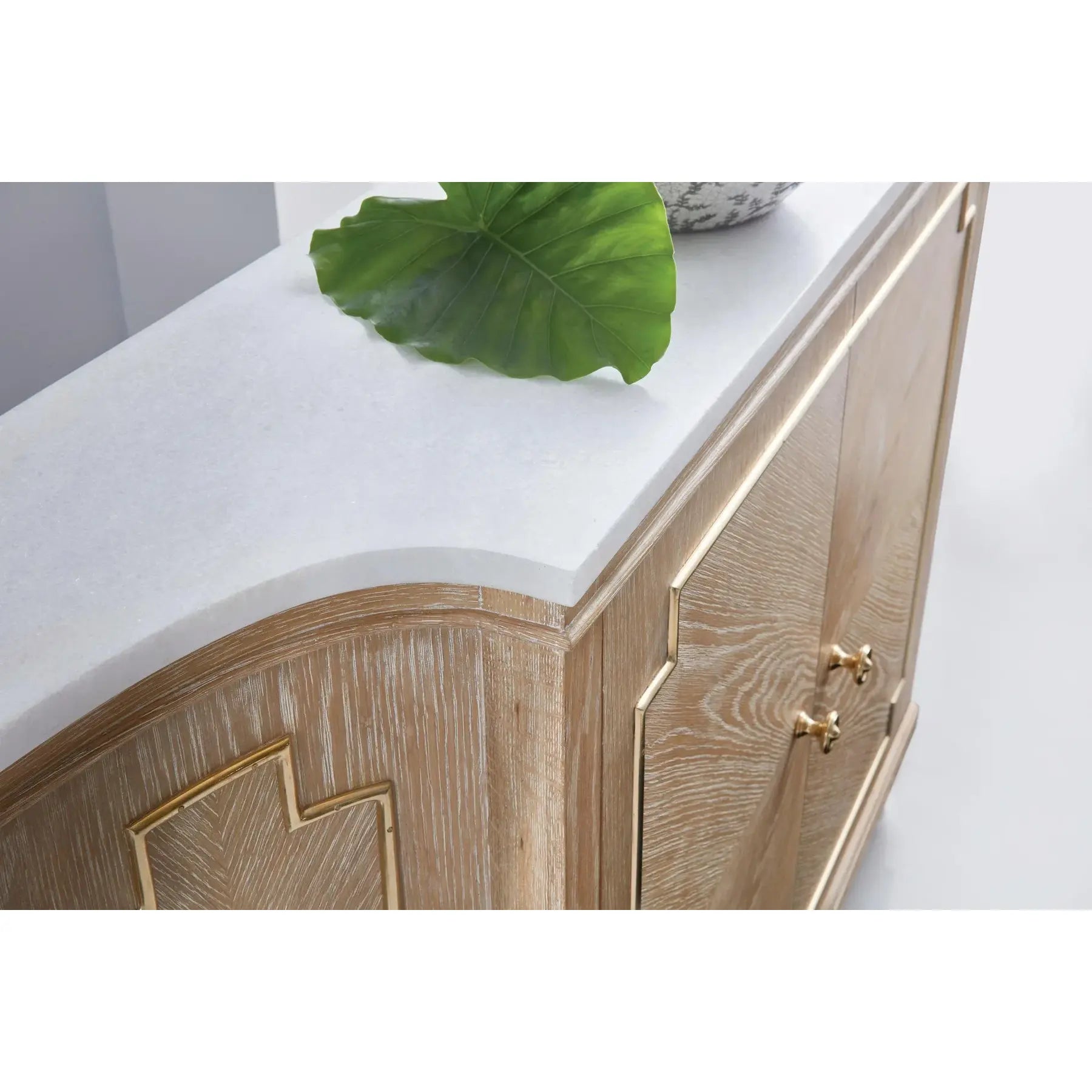 Pallor Cabinet