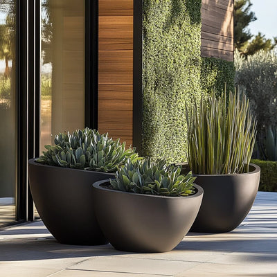 Planters & Vessels